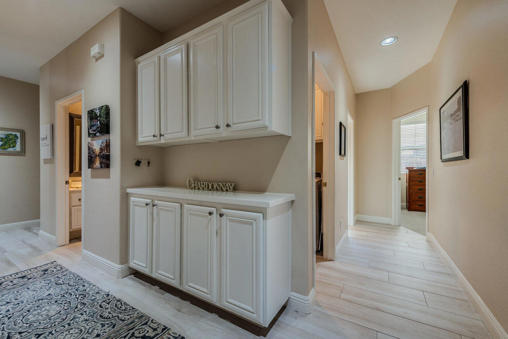 47875 Rosemary Street