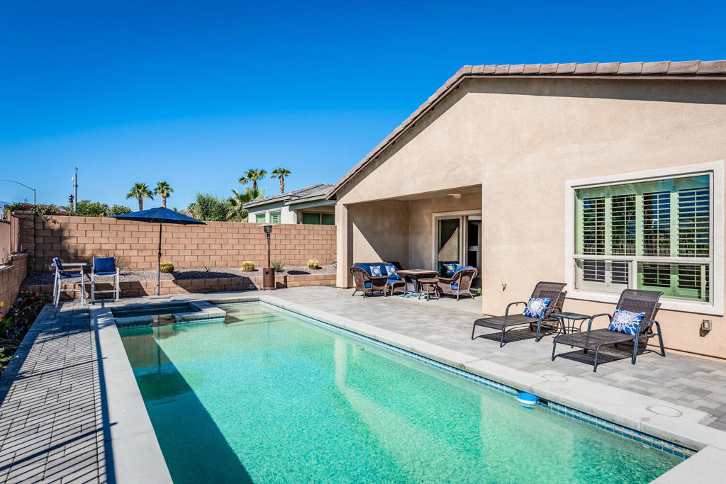 80033 Canyon Club Court