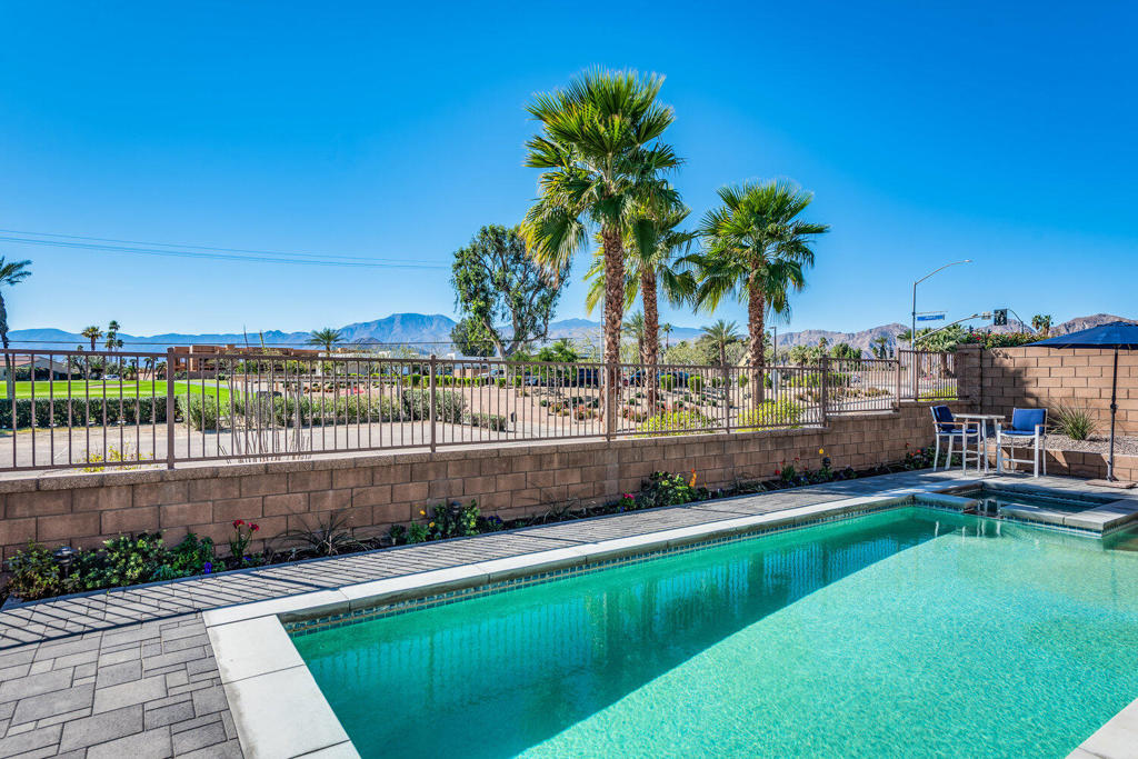 80033 Canyon Club Court