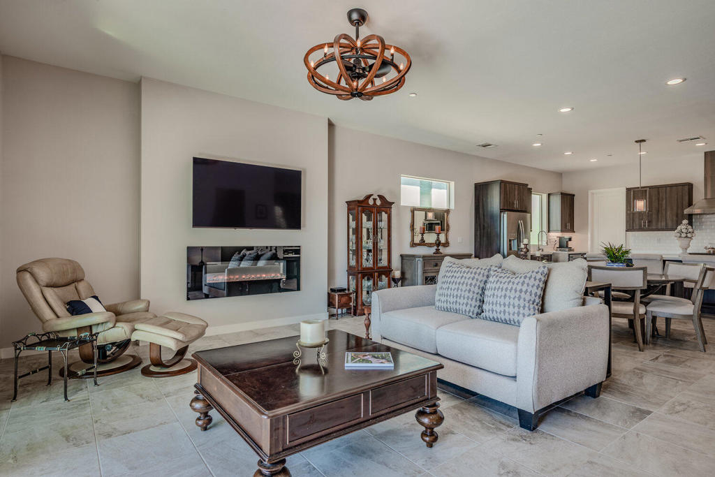 80033 Canyon Club Court