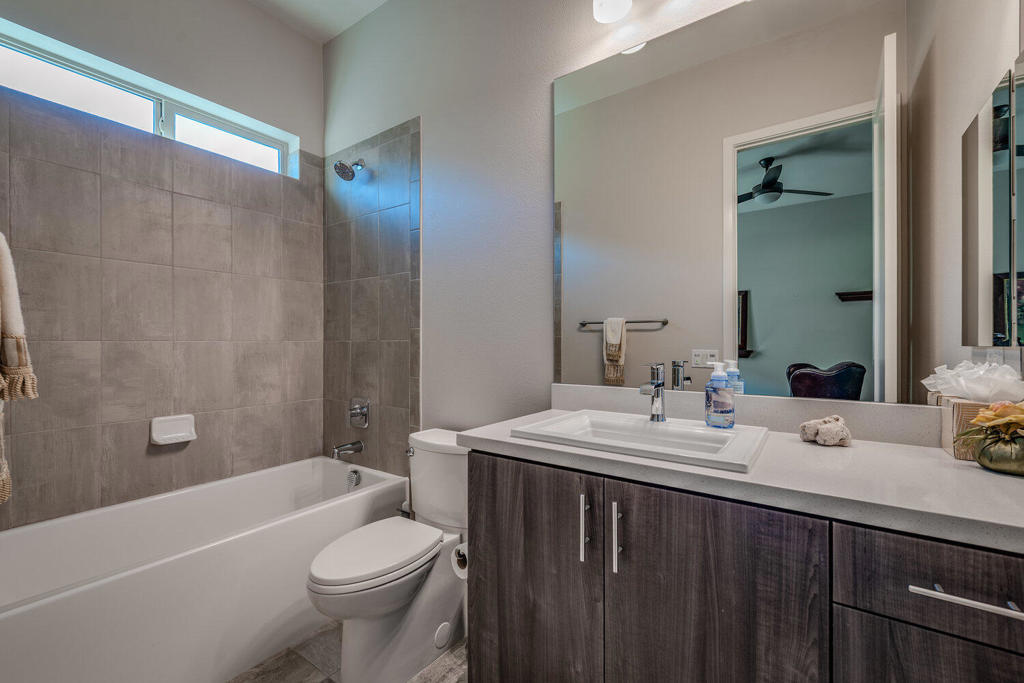 80033 Canyon Club Court