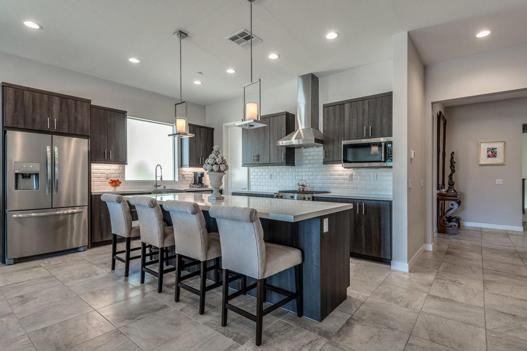 80033 Canyon Club Court