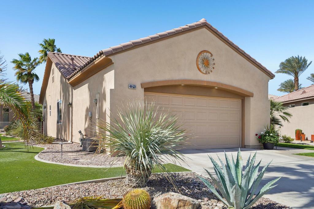 44531 Knightswood Court