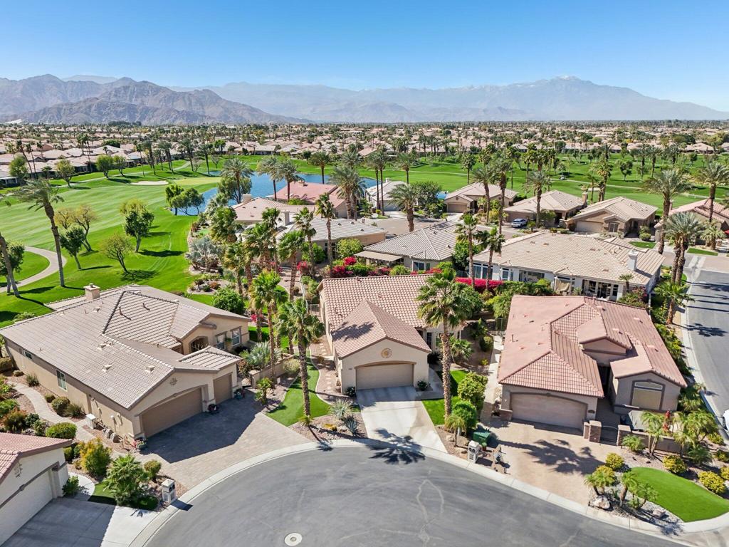 44531 Knightswood Court