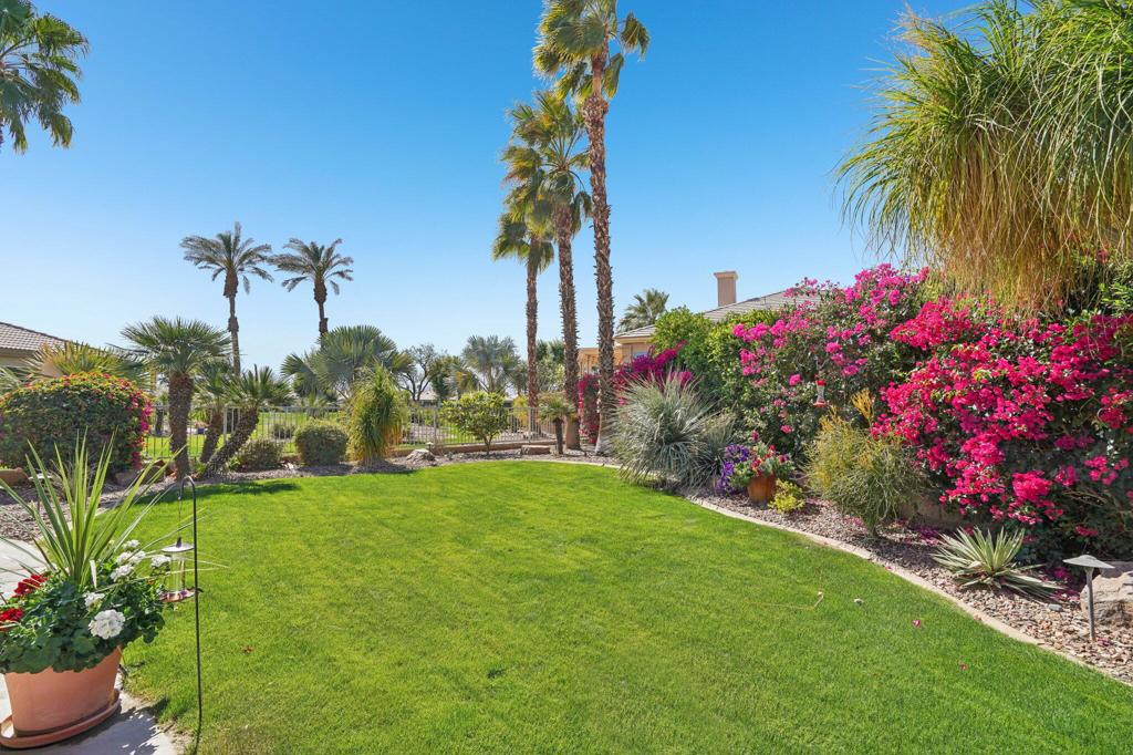44531 Knightswood Court
