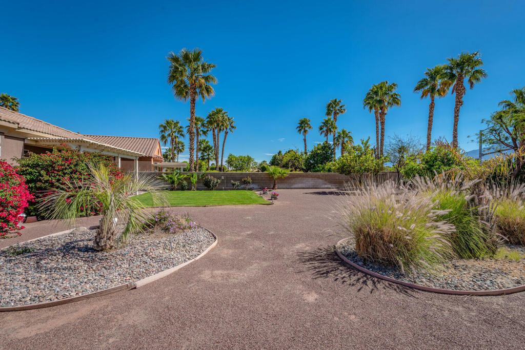 44125 Royal Troon Drive