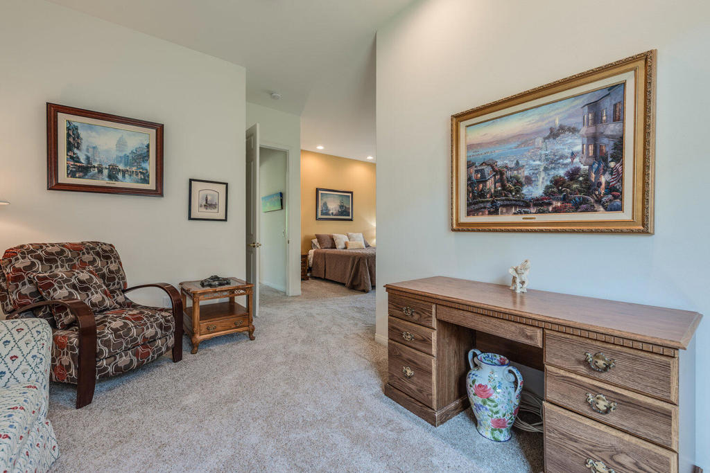 80458 Glen Eagles Court