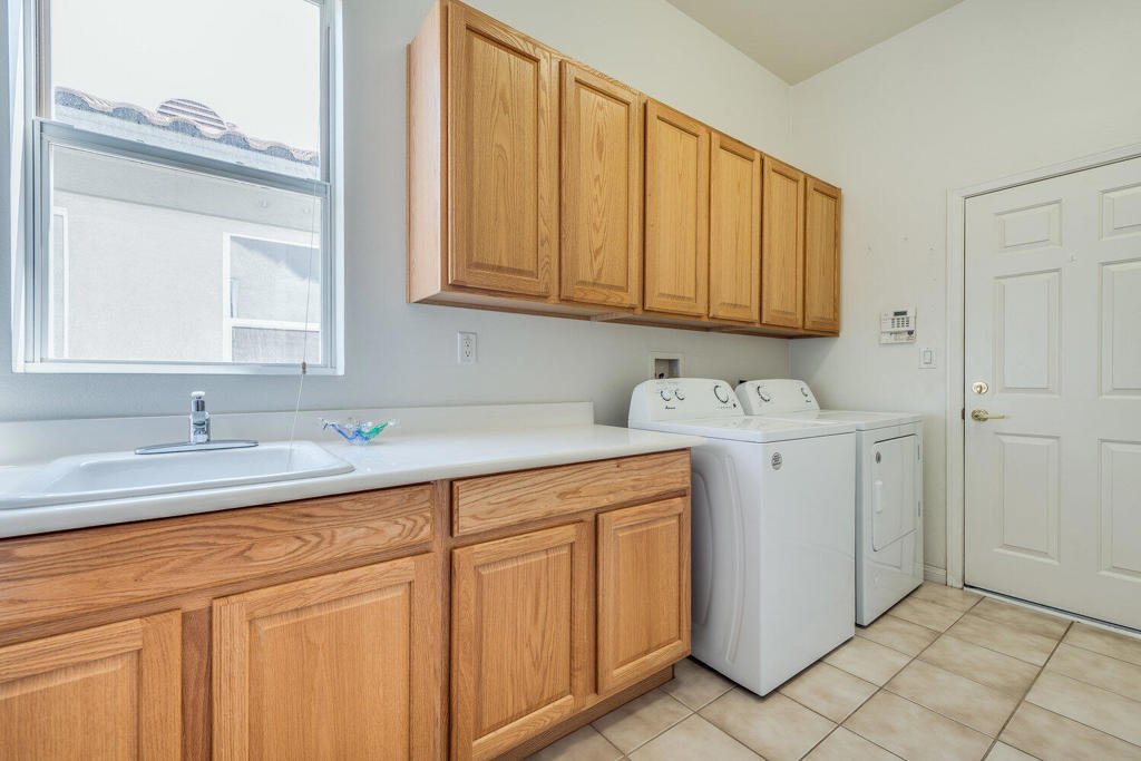 80458 Glen Eagles Court