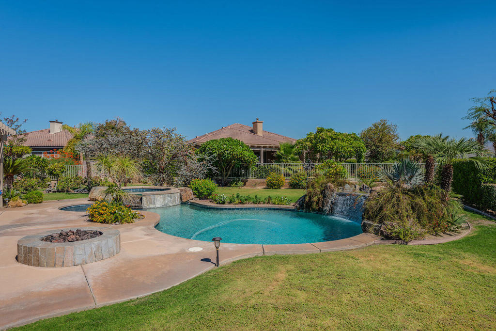 80632 Thornhill Court