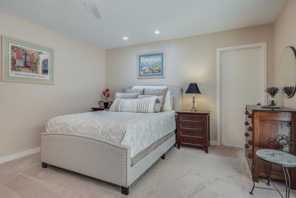 84 La Ronda Drive