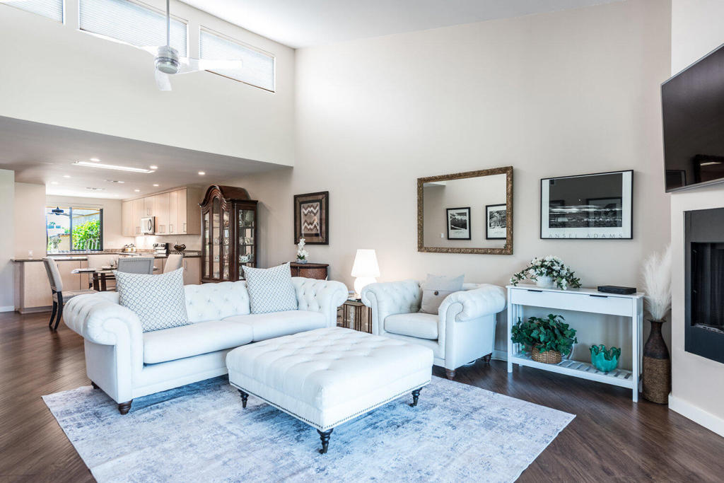 84 La Ronda Drive