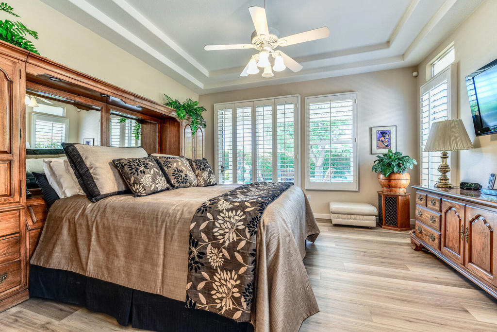 43784 Royal Saint George Drive