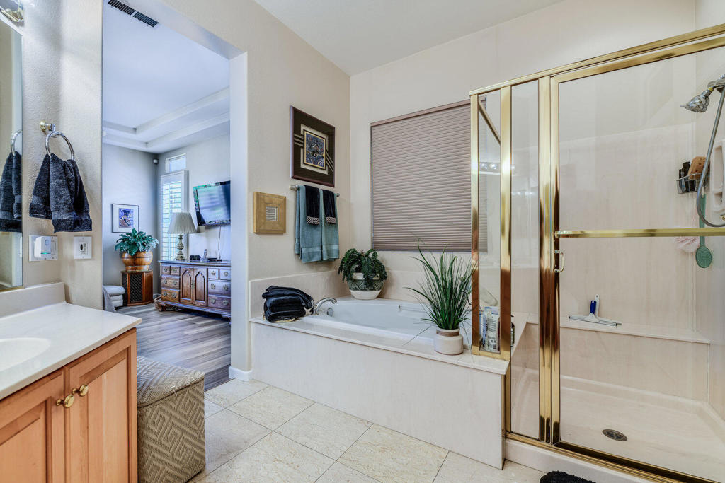 43784 Royal Saint George Drive