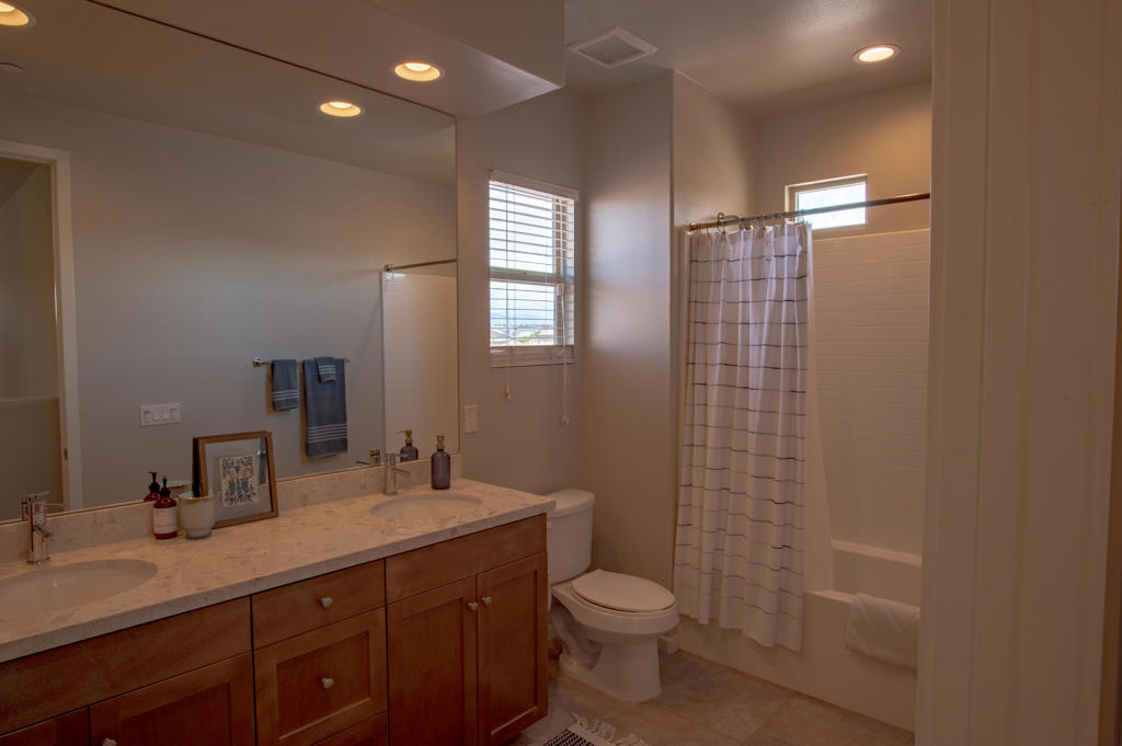 74500 Xander Court