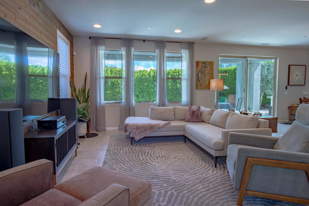 74500 Xander Court