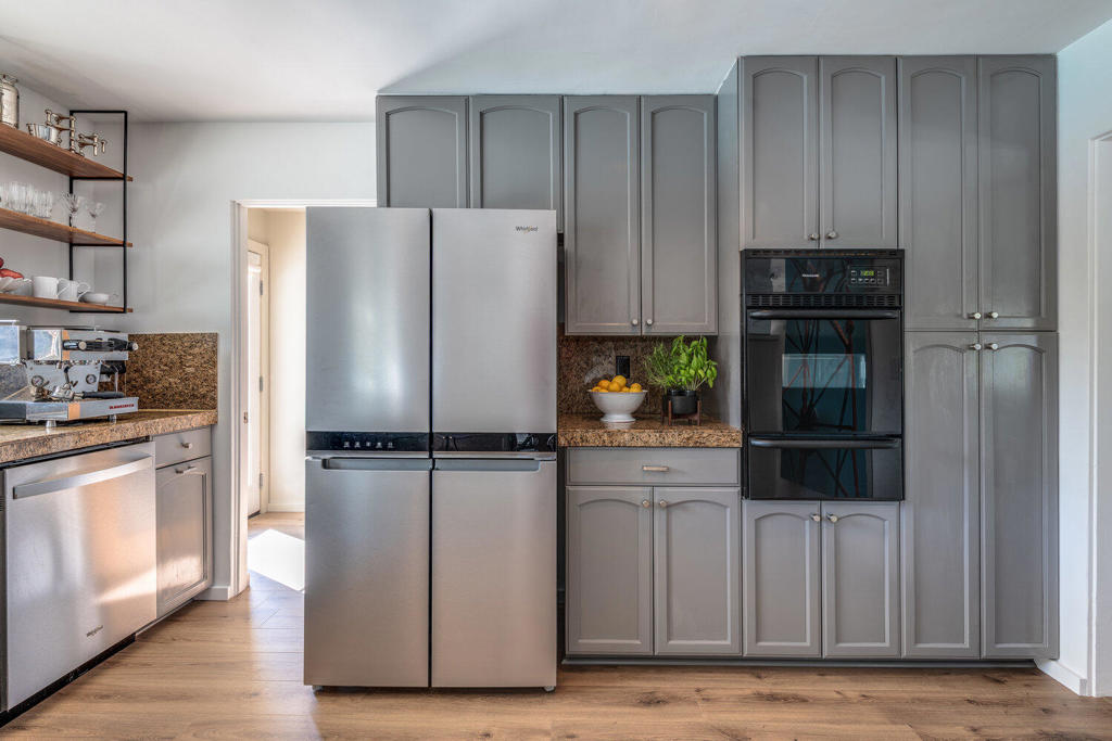 2517 E Mesquite Avenue