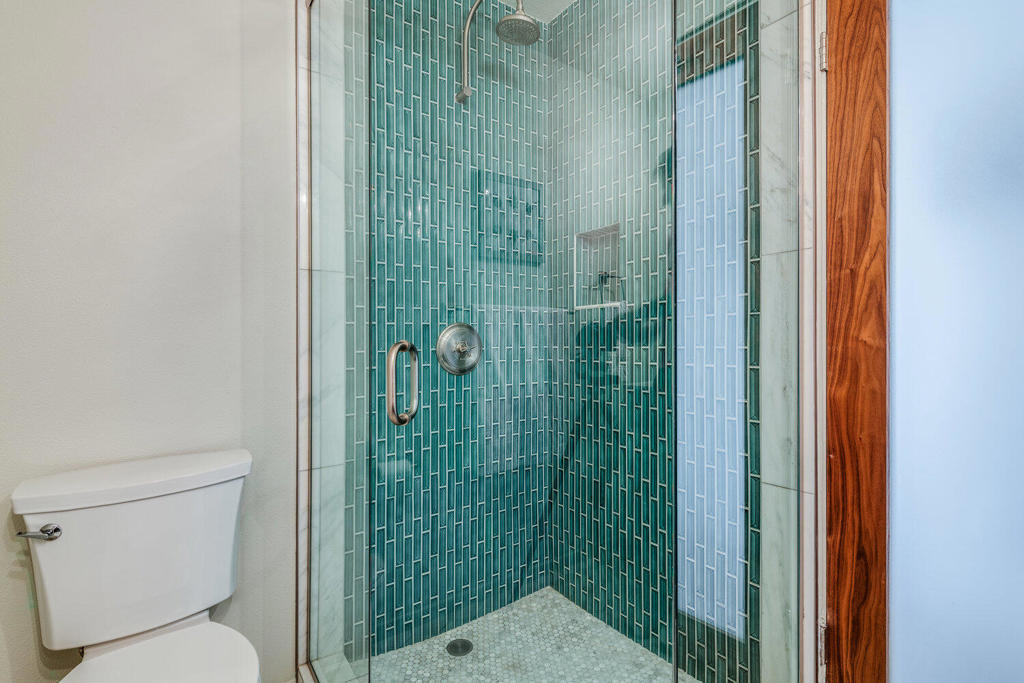 2517 E Mesquite Avenue