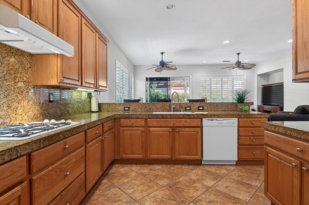 80456 Glen Eagles Court