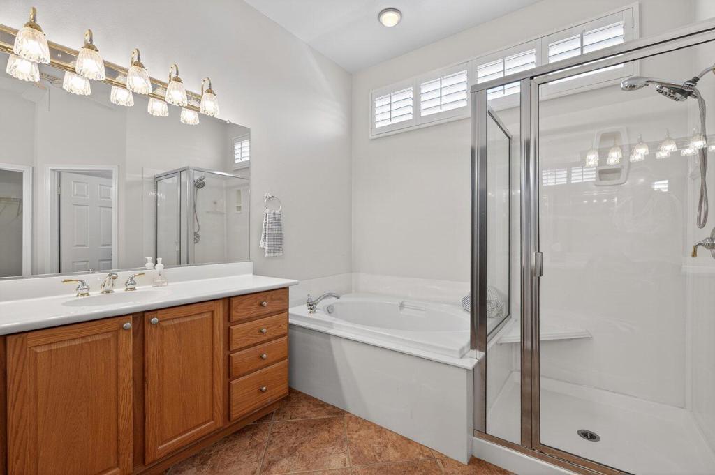 80456 Glen Eagles Court