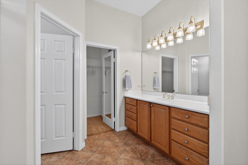 80456 Glen Eagles Court