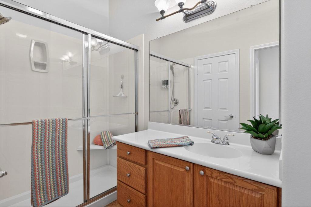 80456 Glen Eagles Court