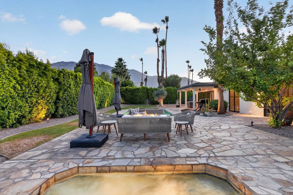 1055 E Louise Drive