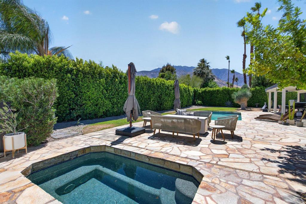 1055 E Louise Drive