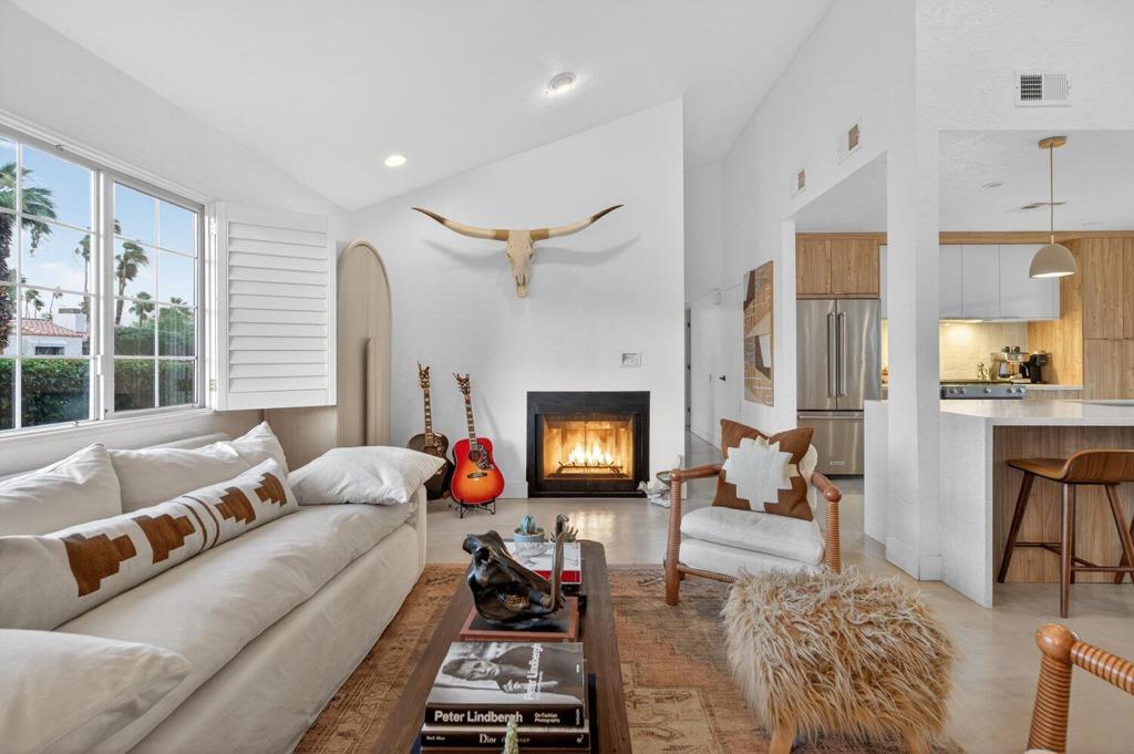 1055 E Louise Drive