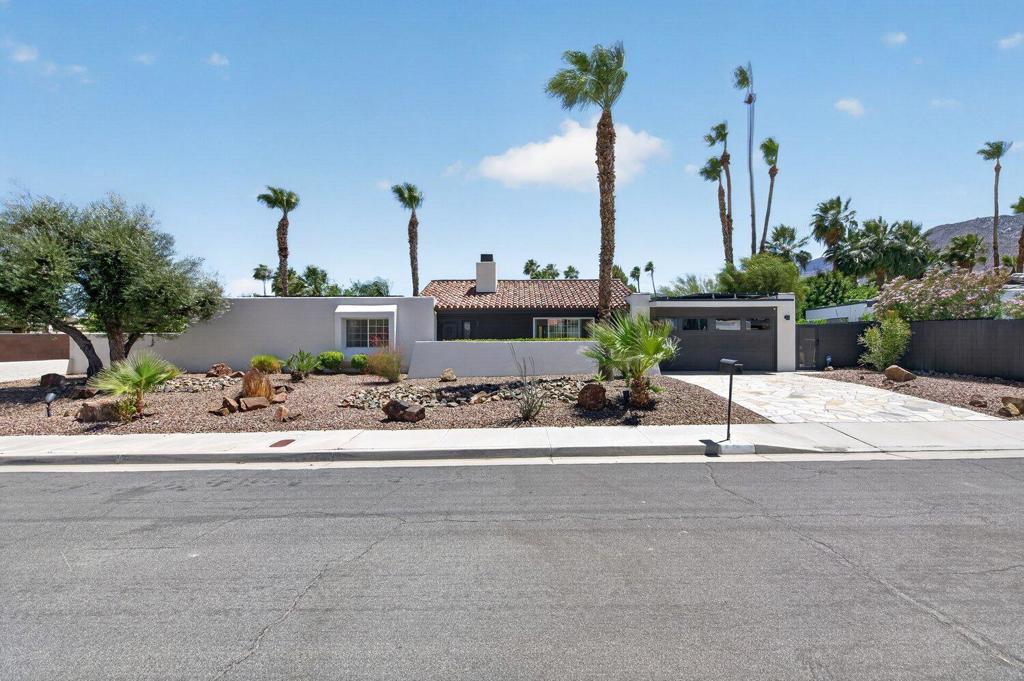 1055 E Louise Drive