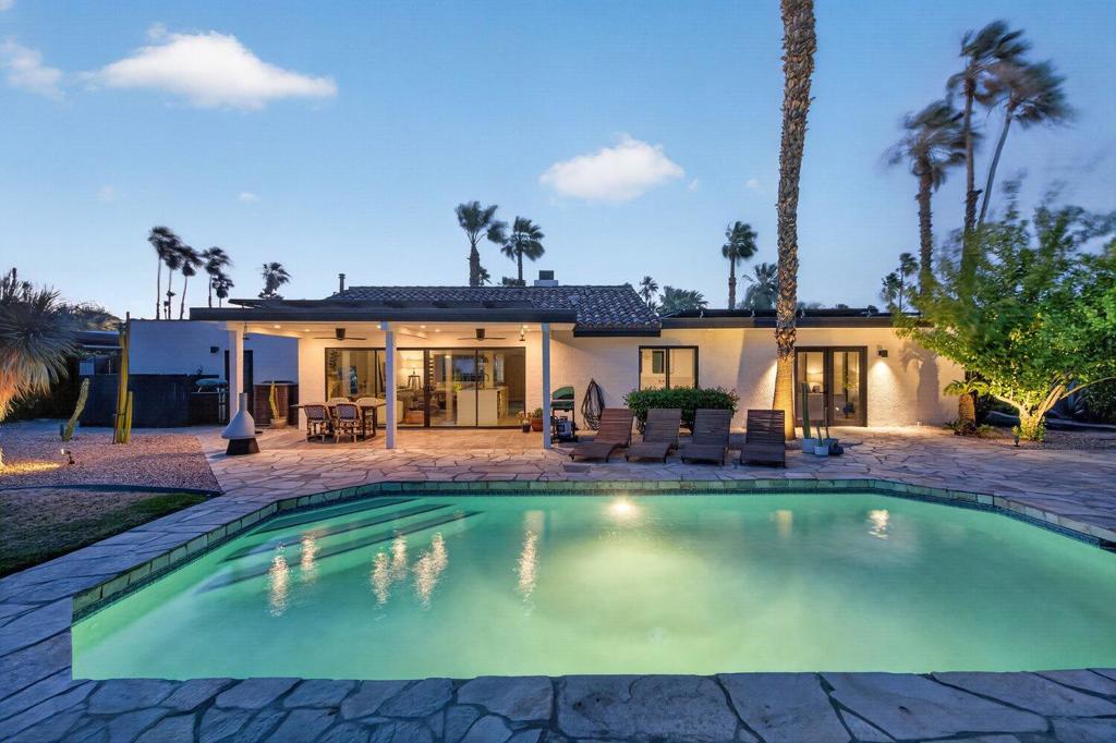 1055 E Louise Drive