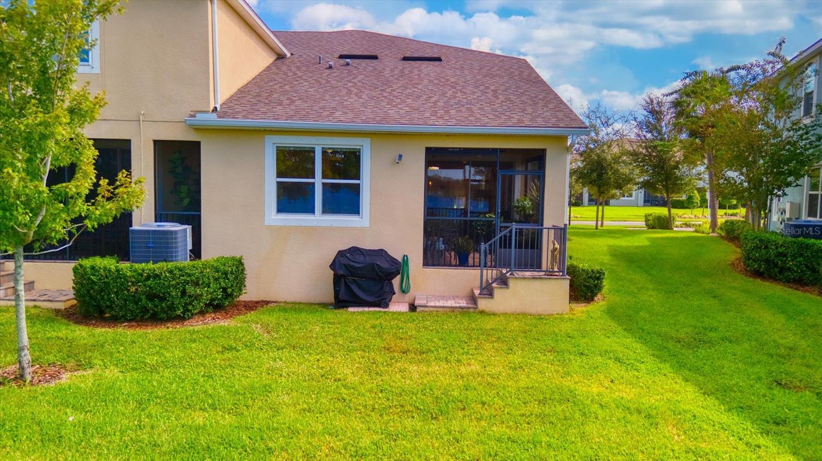 2001 PALM KEY AVE