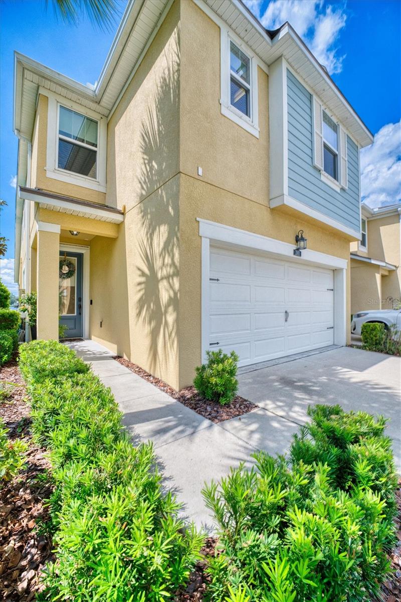 2001 PALM KEY AVE