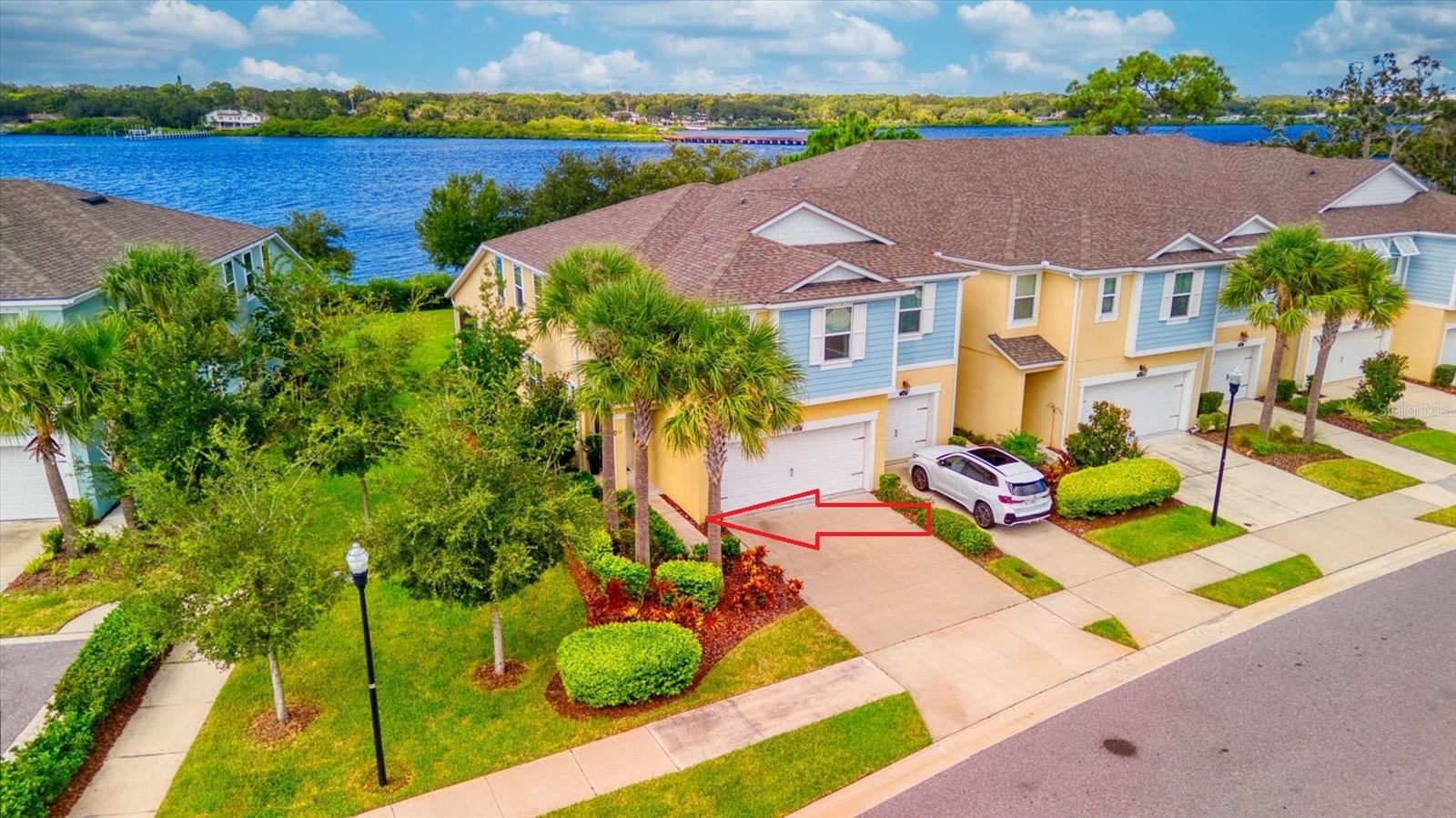 2001 PALM KEY AVE