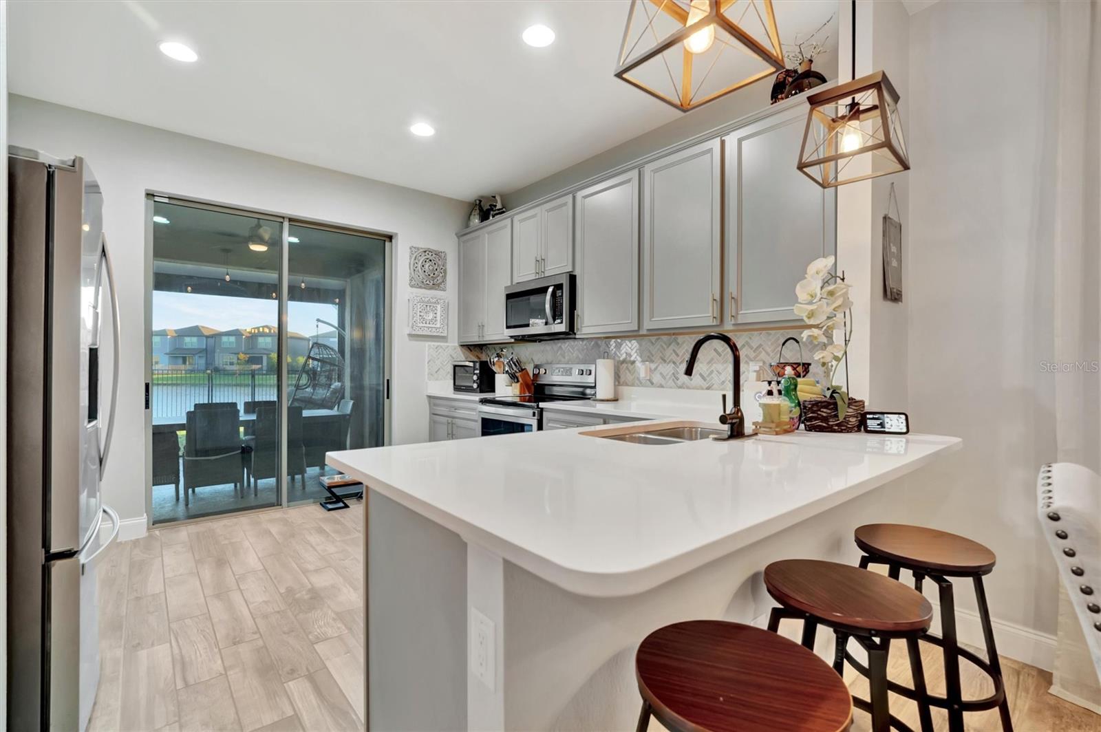 6531 KENAVA LOOP