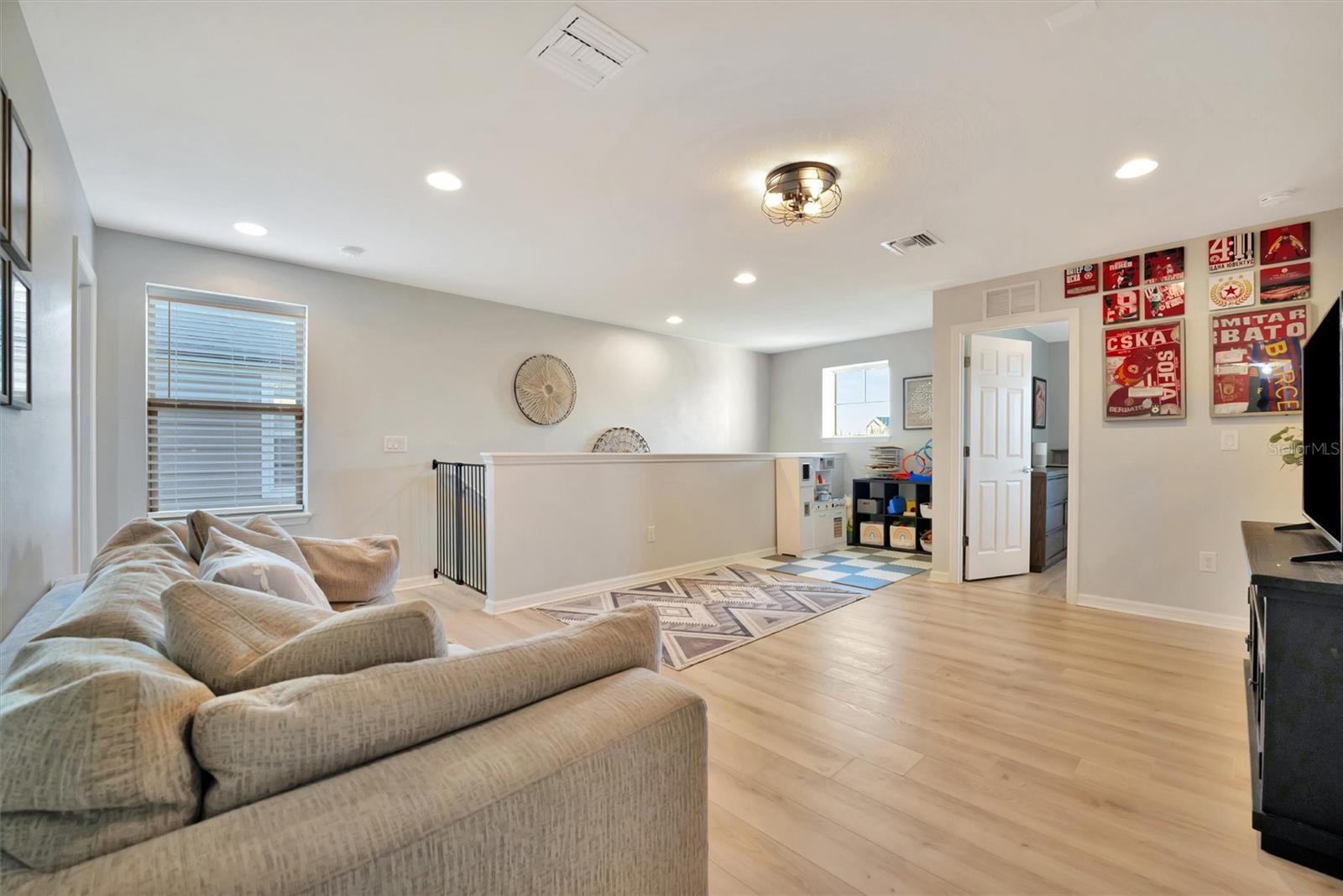 6531 KENAVA LOOP