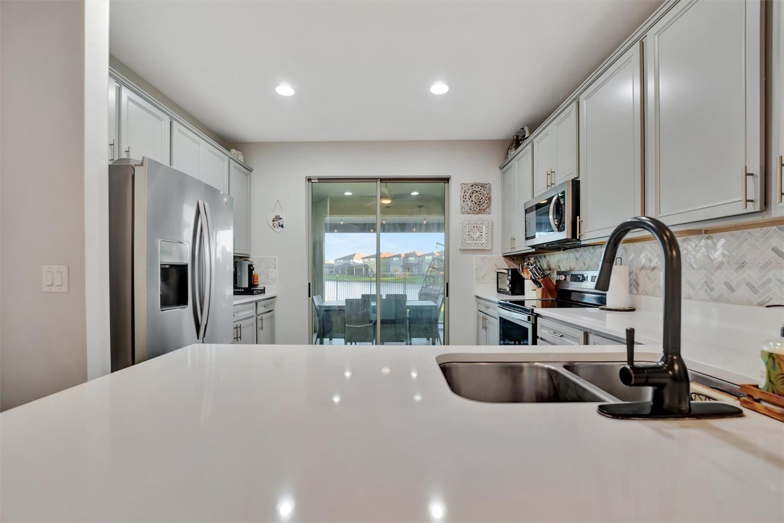 6531 KENAVA LOOP