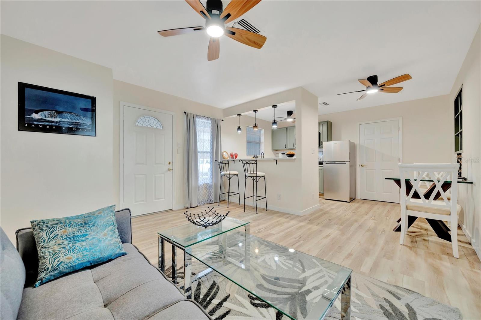 15591 DARIEN WAY