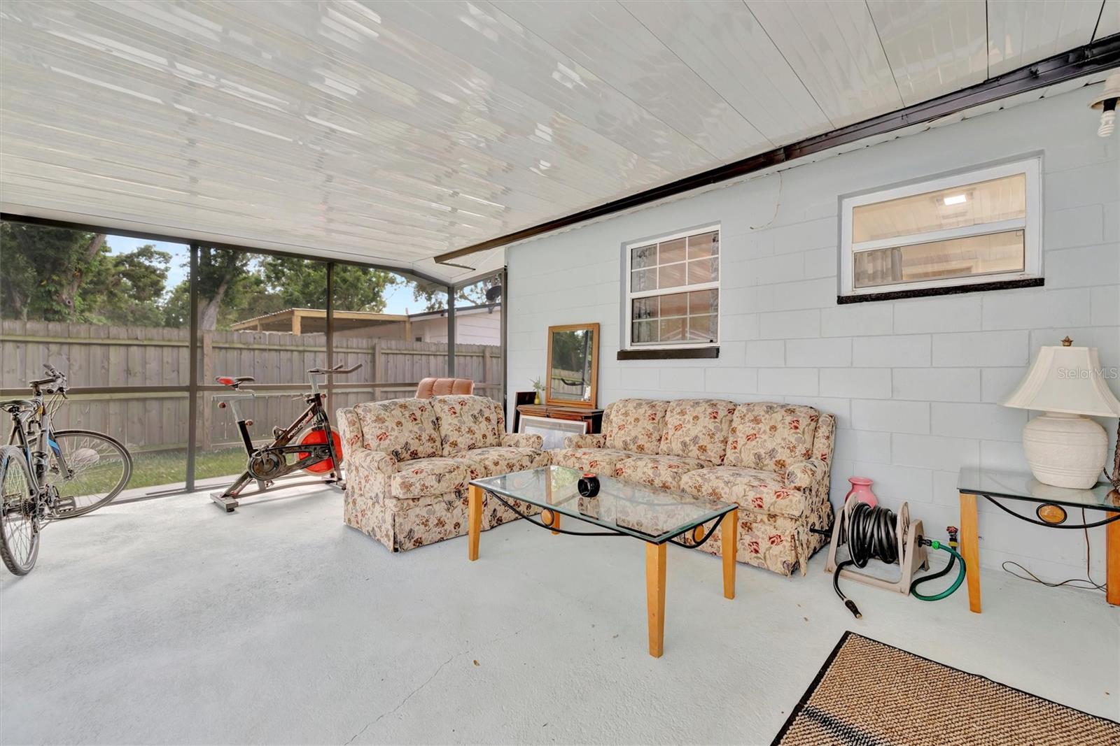 15591 DARIEN WAY