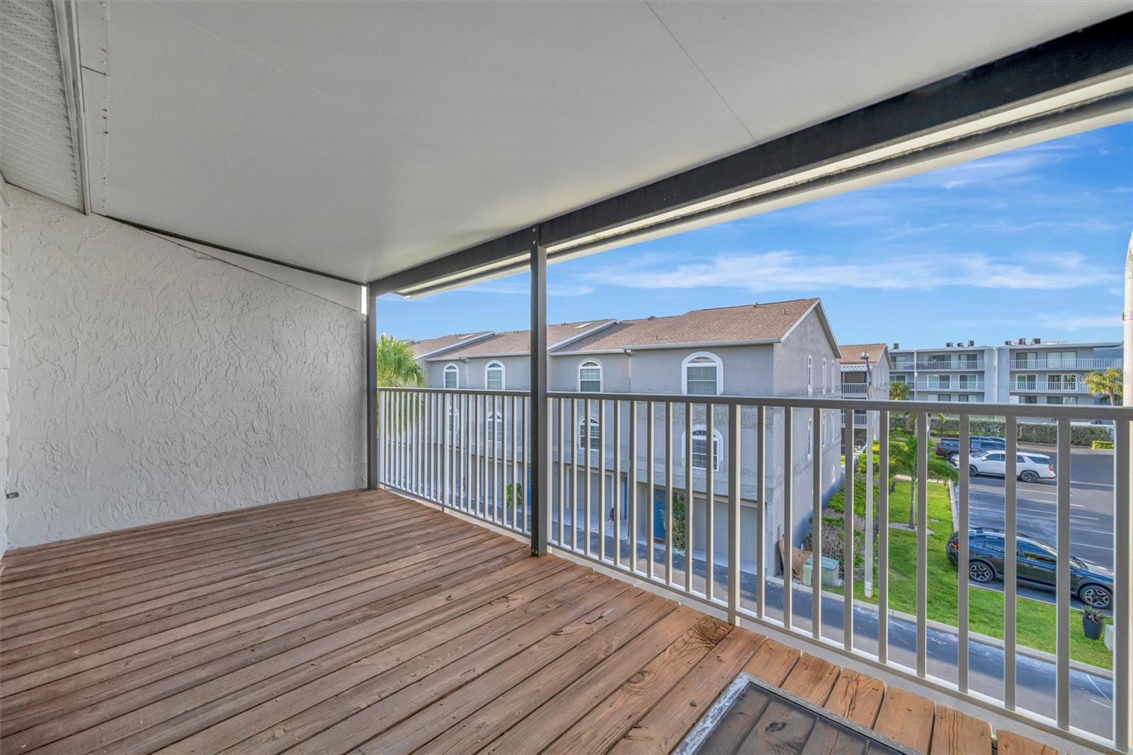 745 PINELLAS BAYWAY S #107