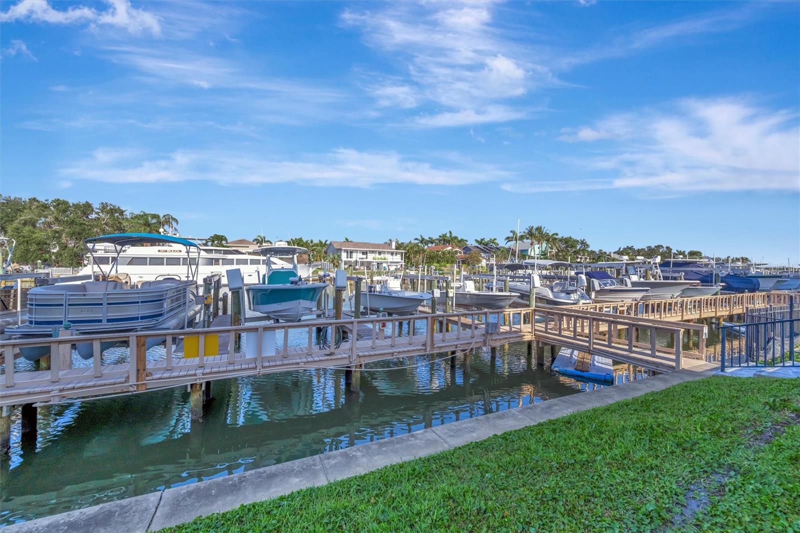 745 PINELLAS BAYWAY S #107