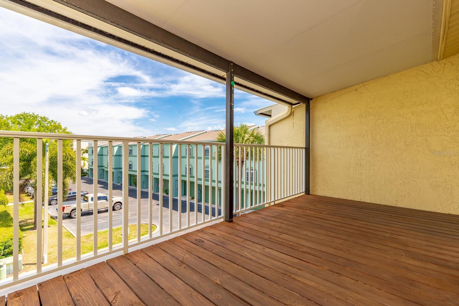 745 PINELLAS BAYWAY S #107