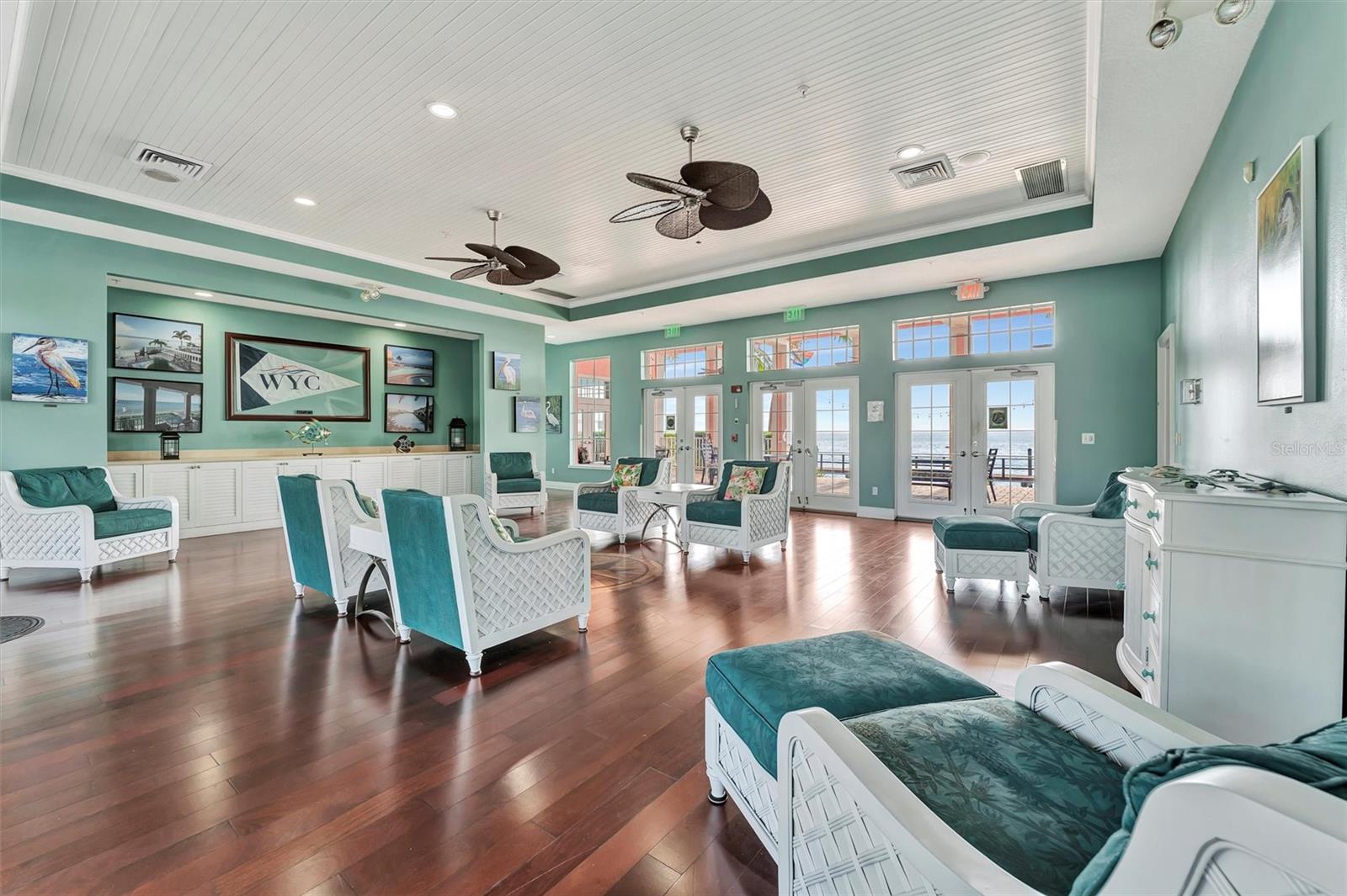 4827 COQUINA KEY DR SE #B