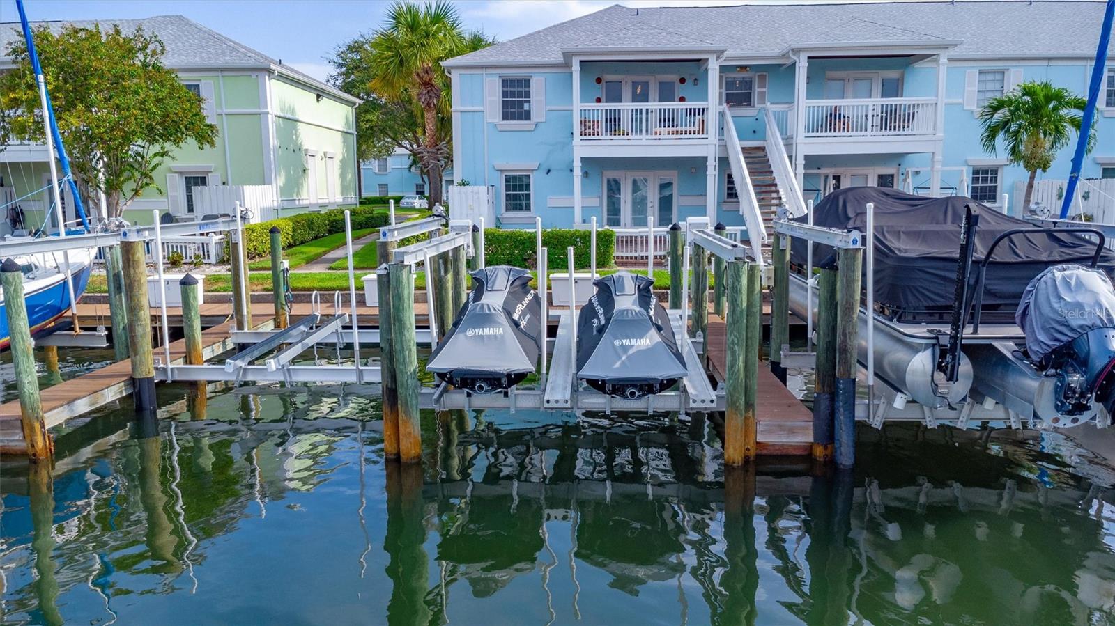 4827 COQUINA KEY DR SE #B