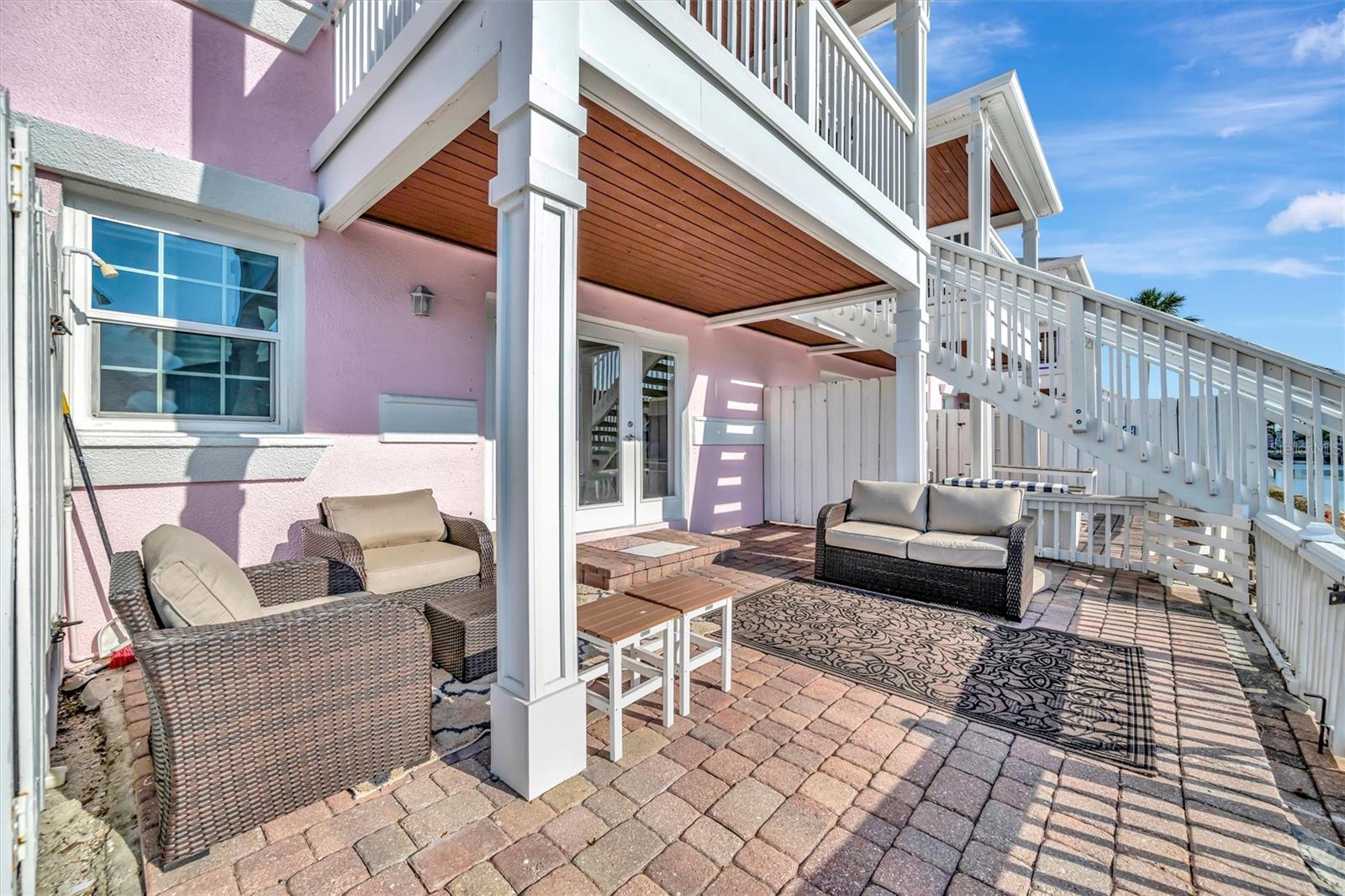 4827 COQUINA KEY DR SE #B