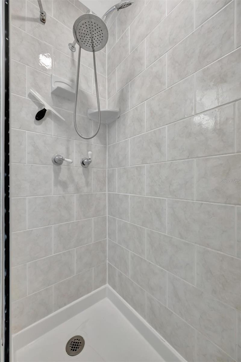 4827 COQUINA KEY DR SE #B