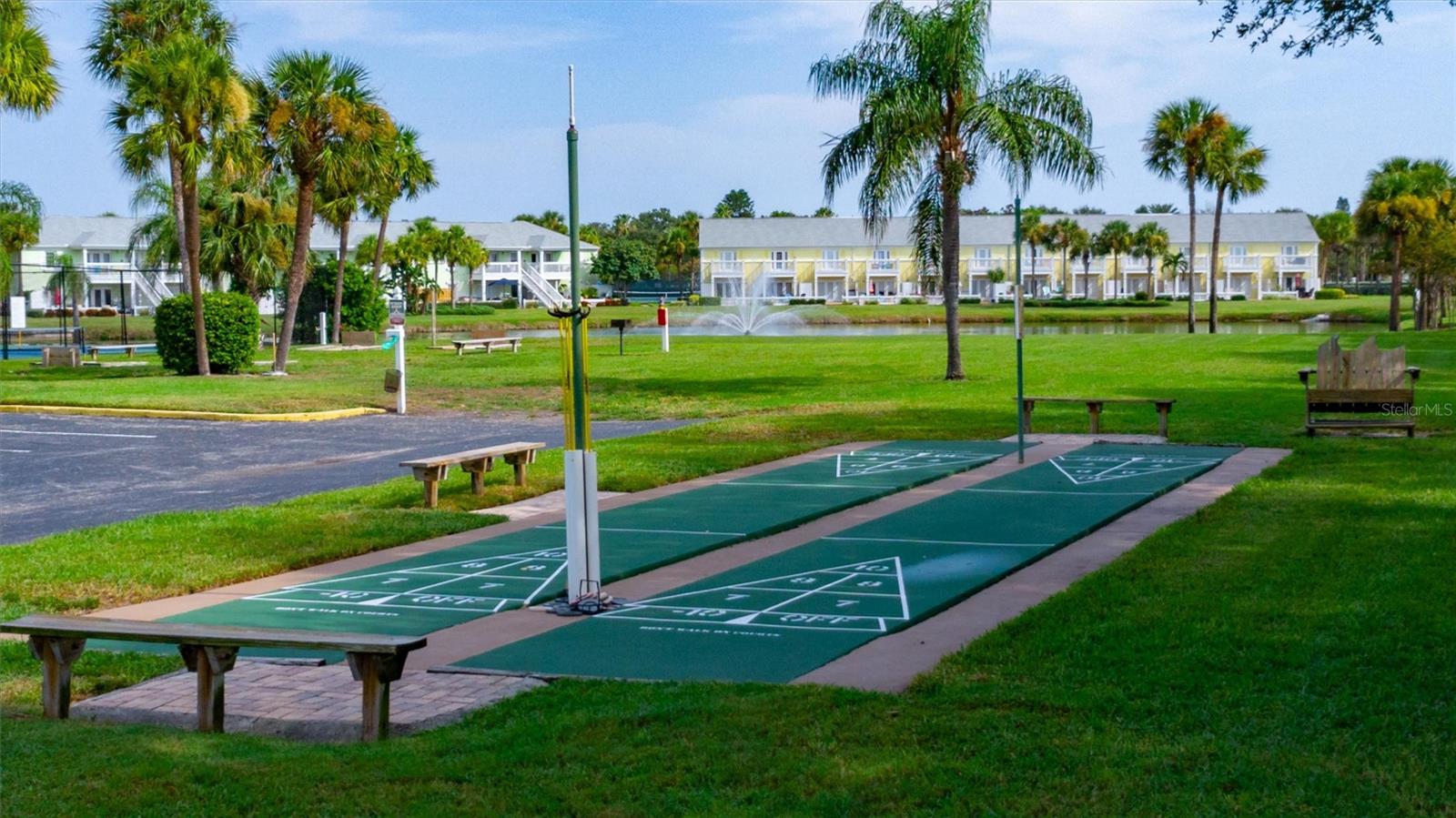 4827 COQUINA KEY DR SE #B