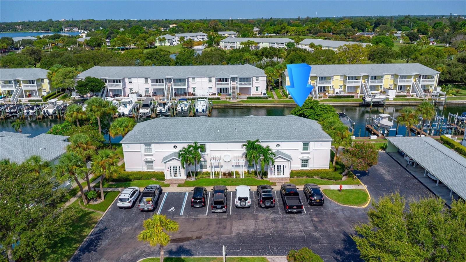 4827 COQUINA KEY DR SE #B