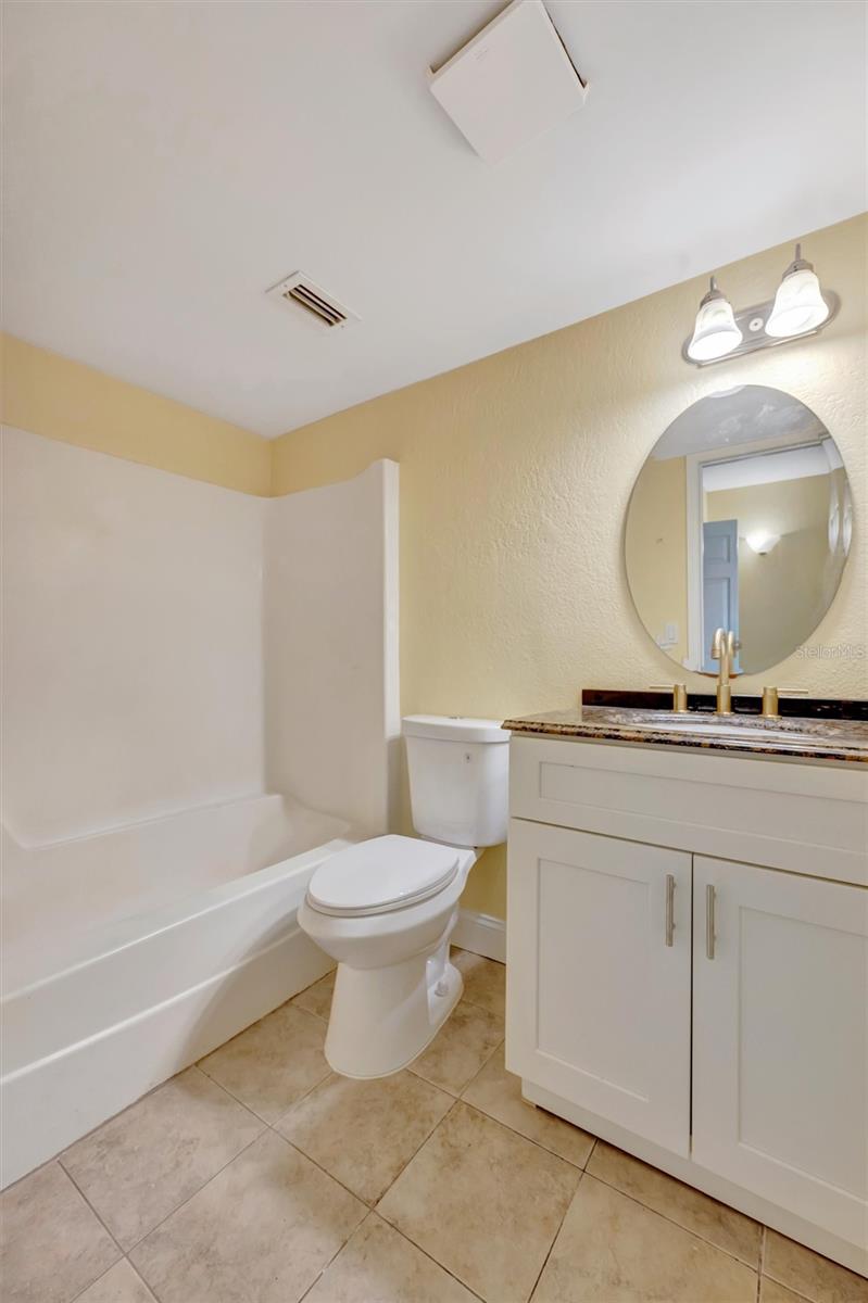 11412 8TH ST N AVE N #1007