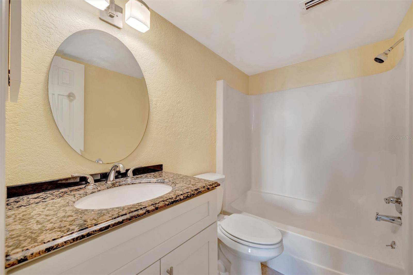 11412 8TH ST N AVE N #1007