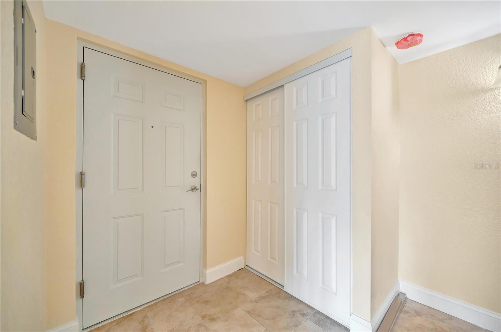 11412 8TH ST N AVE N #1007